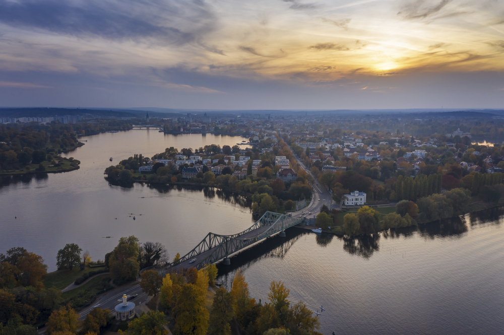 Potsdam Havel Glienicker Brücke