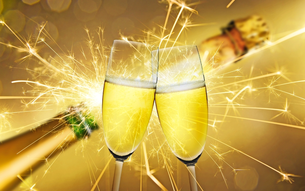 Feuerwerk mit Sekt