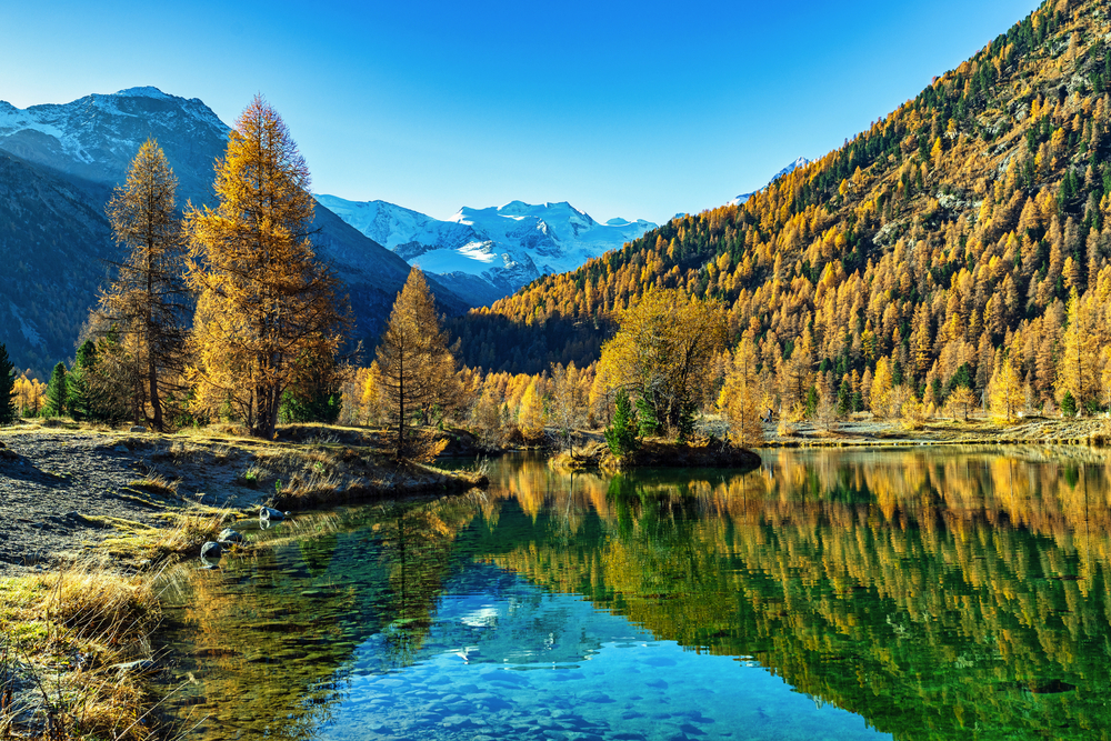 sonniger Herbsttag im Engadin