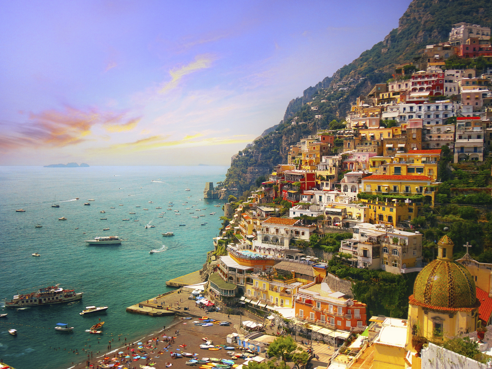 Blick auf Positano an der Amalfiküste